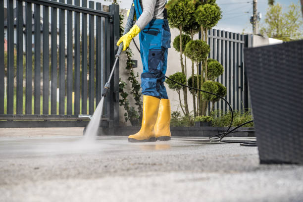 Why Choose Our Certified Pressure Washing Experts for Your Project Needs in South Barre, VT?